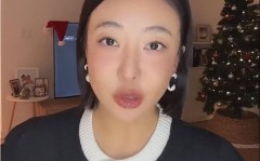 及著名女星曹颖翻车！从“主办一姐”到遭全网诅咒她做错了什么？及这一次须眉“升官”的曹颖让人艳羡不已从来她早已是人生赢家及文娱吃瓜黄色扁平群多号首图海报？浪姐再次翻车从顶流明星到遭人人诅咒毕竟是谁不放过