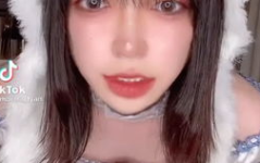 被打哭的小姐姐抖音视频,小姐姐被打哭，网友热议背后的感人故事