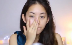 长的像杨颖的欧美小姐姐,这位小姐姐神似杨颖，颜值爆表引人瞩目